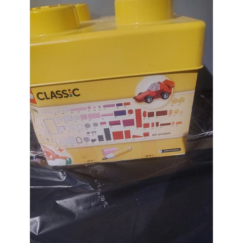 LEGO Classic Creative Bricks 10692 Building Toy 221 Pieces Yellow Storage Box